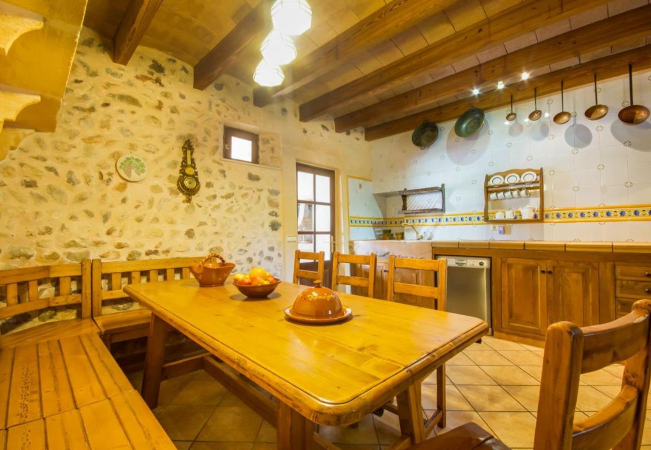Country house in Buger - Nyany ID: 302173